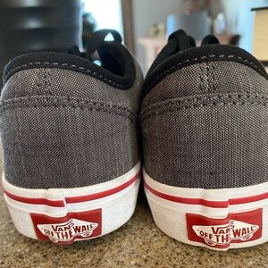 VANS OFF THE WALL SKATER SHOE